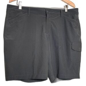 Eddie Bauer Women's size 16 Gray Adventure Cargo Shorts